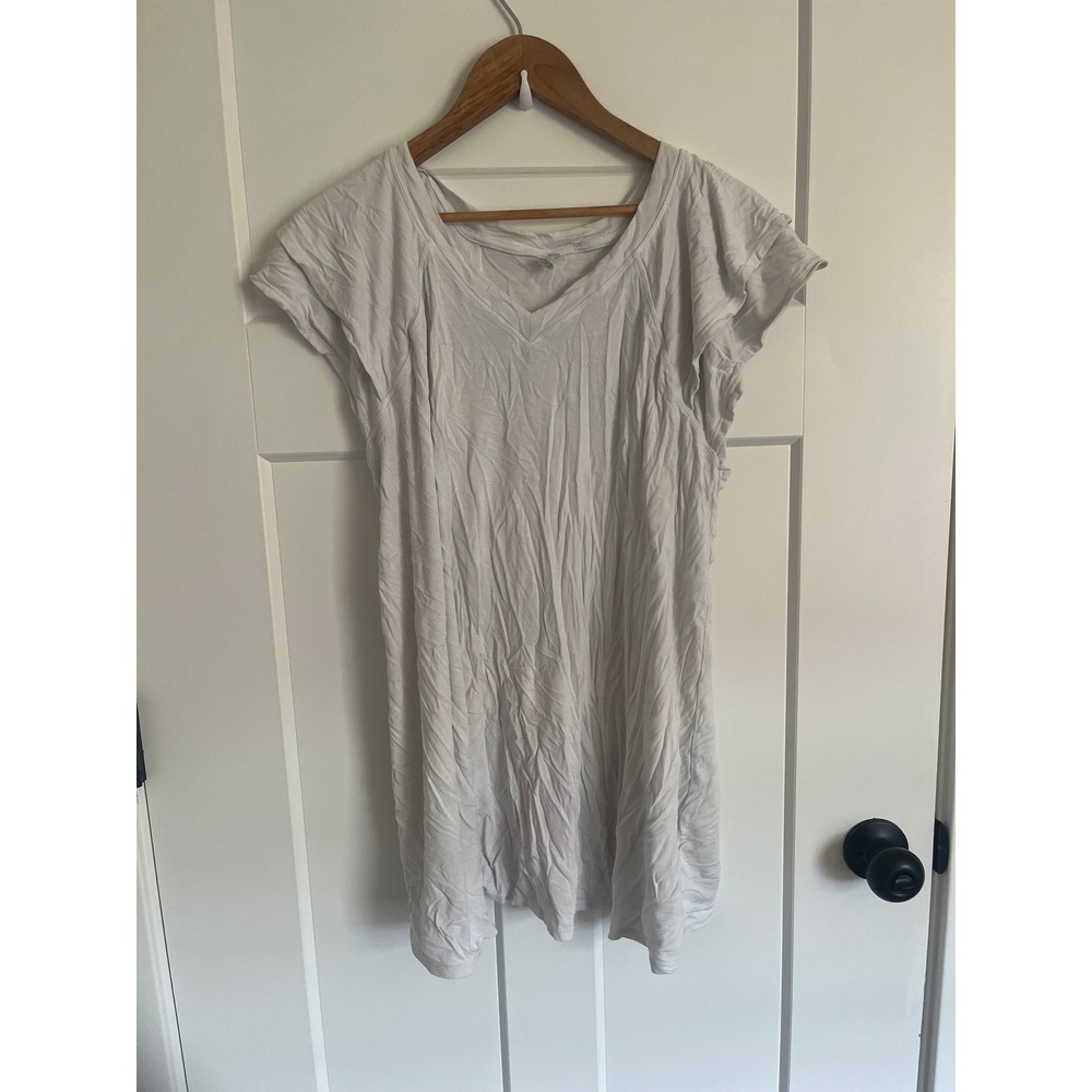 Time and Tru Maternity White Flutter Sleeve V-Neck T-Shirt Top Large 12-14